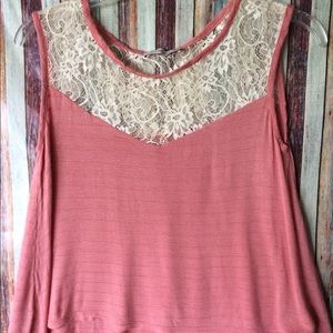 Gorgeous Lacey tank